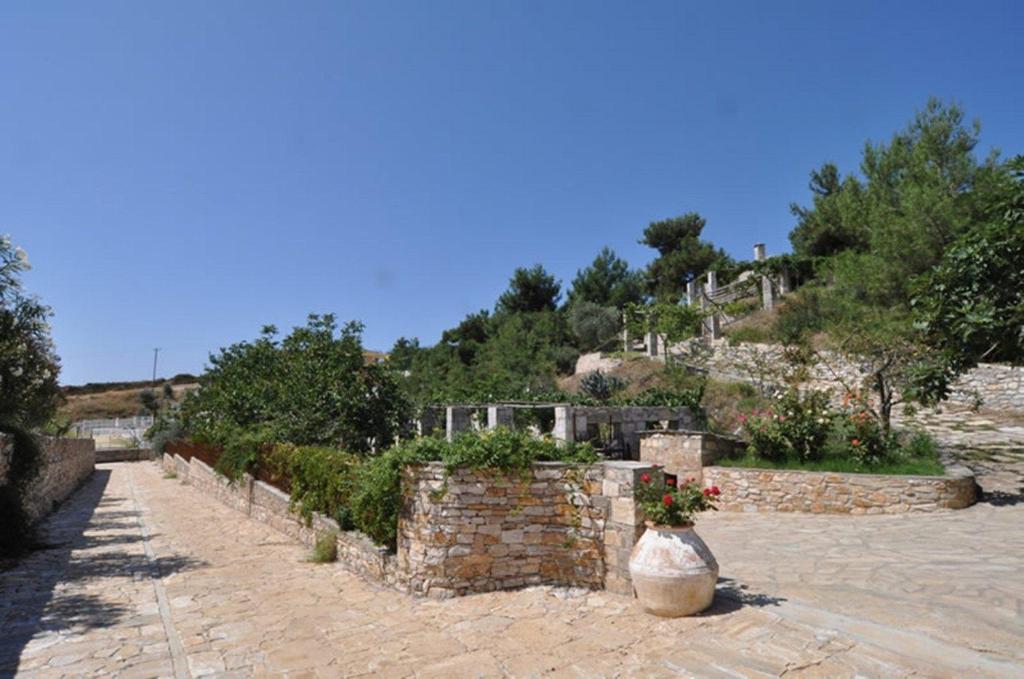 Arsinoi Stonehouses Лименария Екстериор снимка
